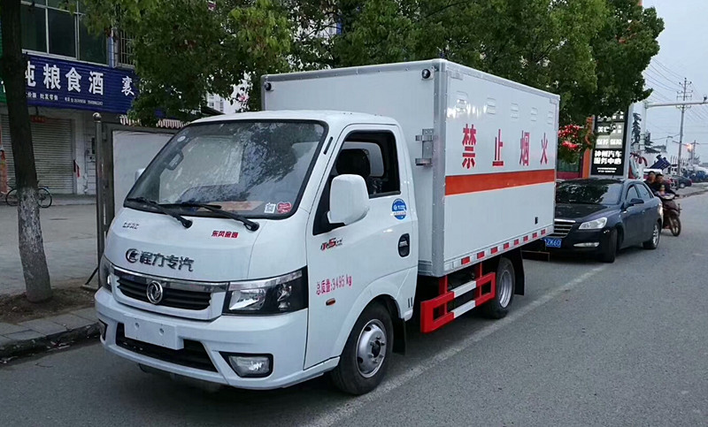 東風藍牌氣體廂式運輸車