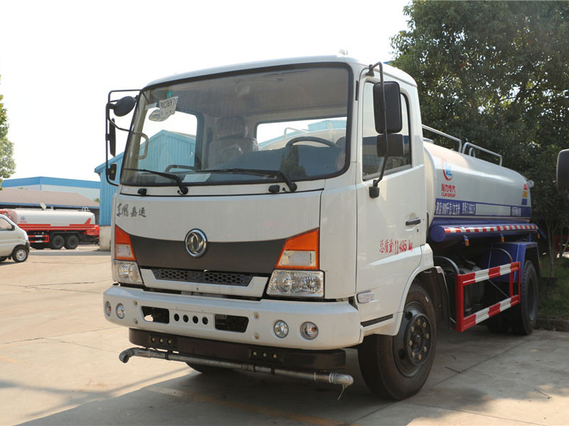 東風(fēng)嘉運(yùn)（10方）綠化噴灑車