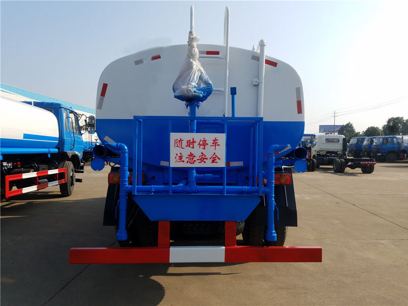 東風(fēng)御虎（12方）綠化噴灑車