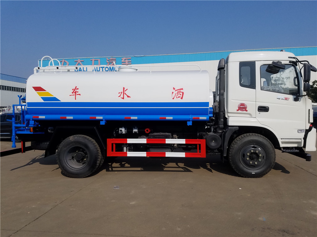 東風(fēng)御虎（12方）綠化噴灑車