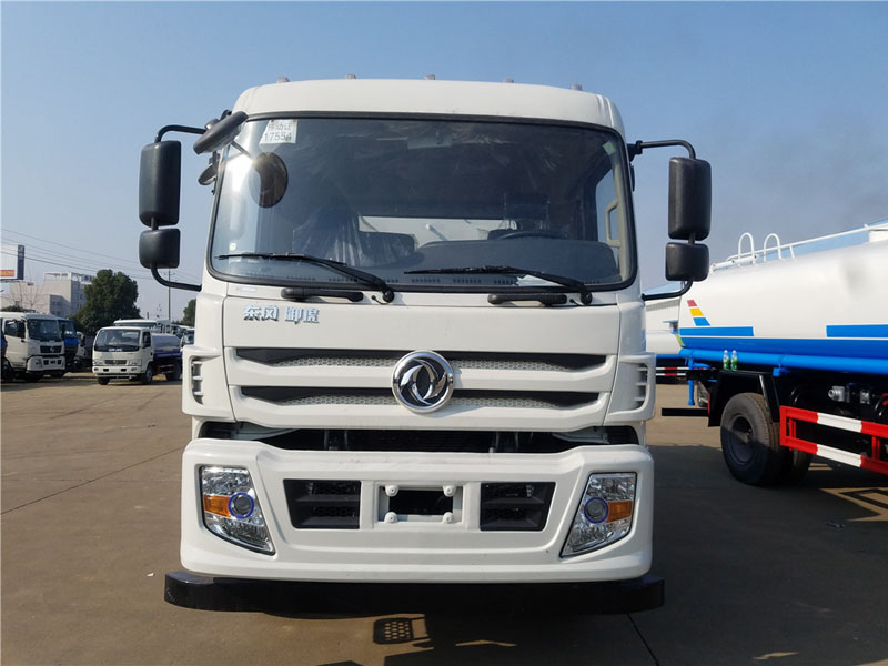 東風(fēng)御虎（12方）綠化噴灑車