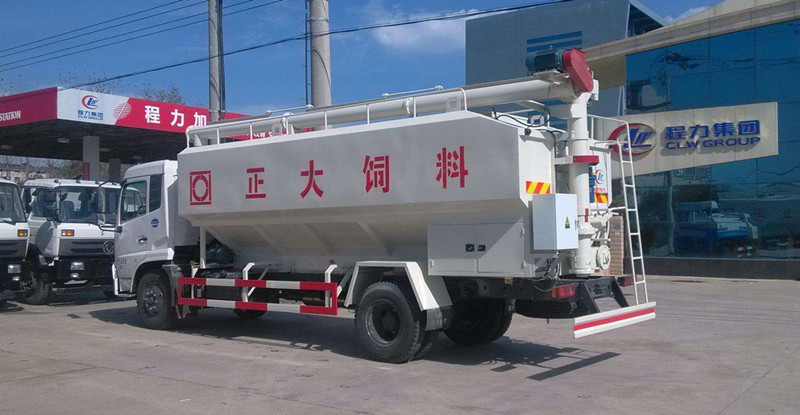 東風(fēng)天錦CLW5165ZSLD5型散裝飼料運(yùn)輸車(chē)