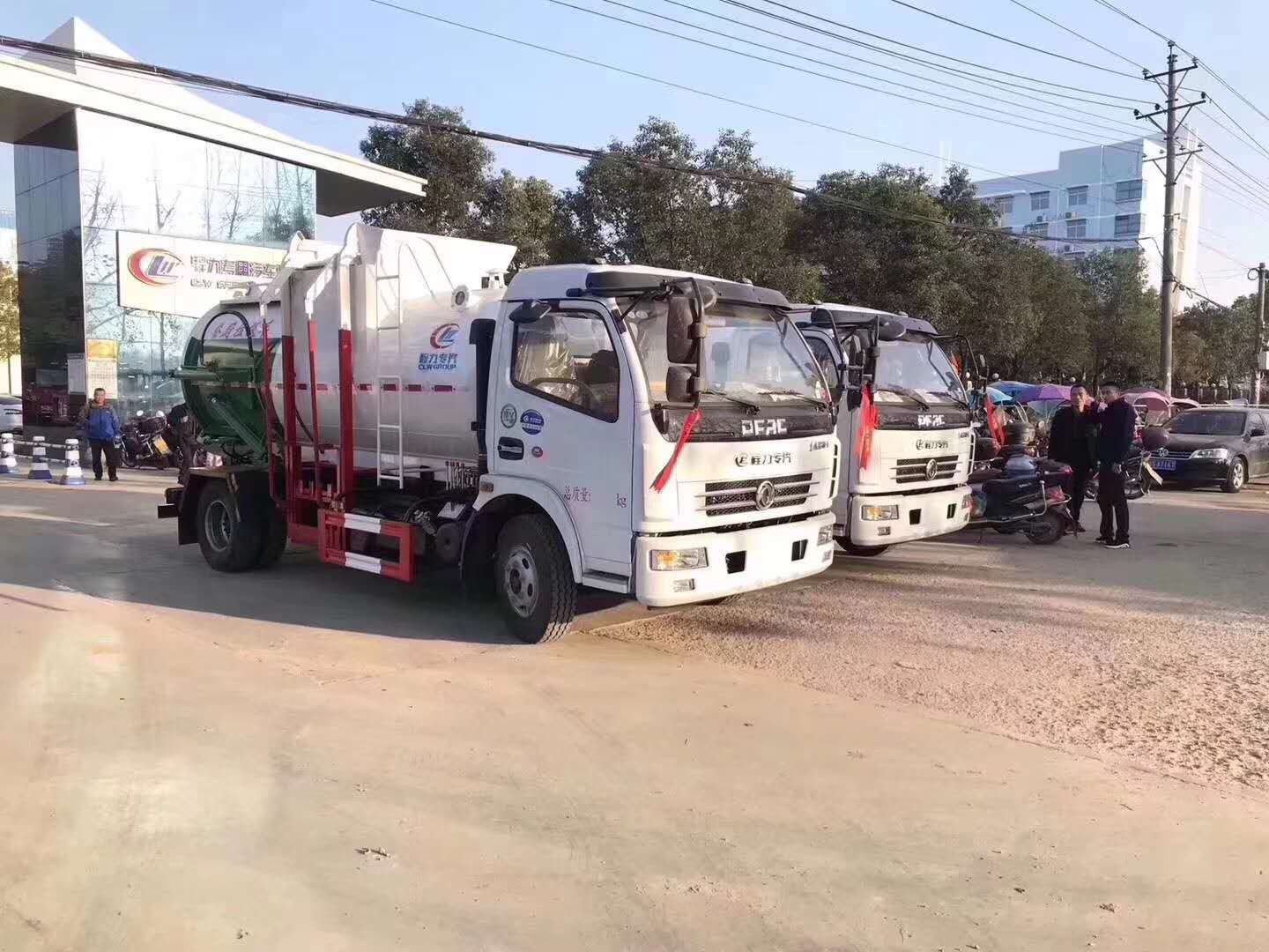 東風7噸罐式餐廚垃圾車