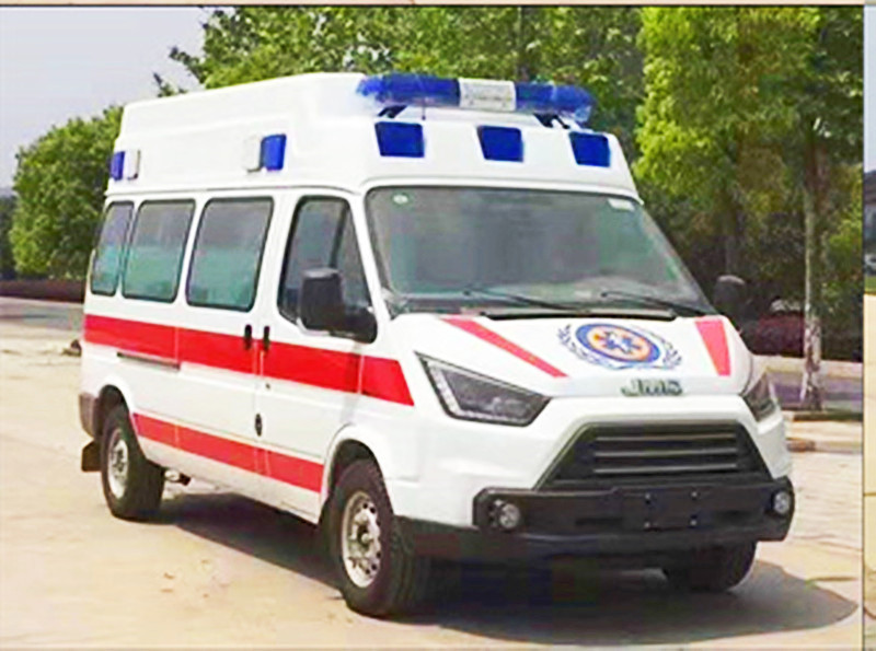 江鈴特順長(zhǎng)軸高頂柴油版救護(hù)車
