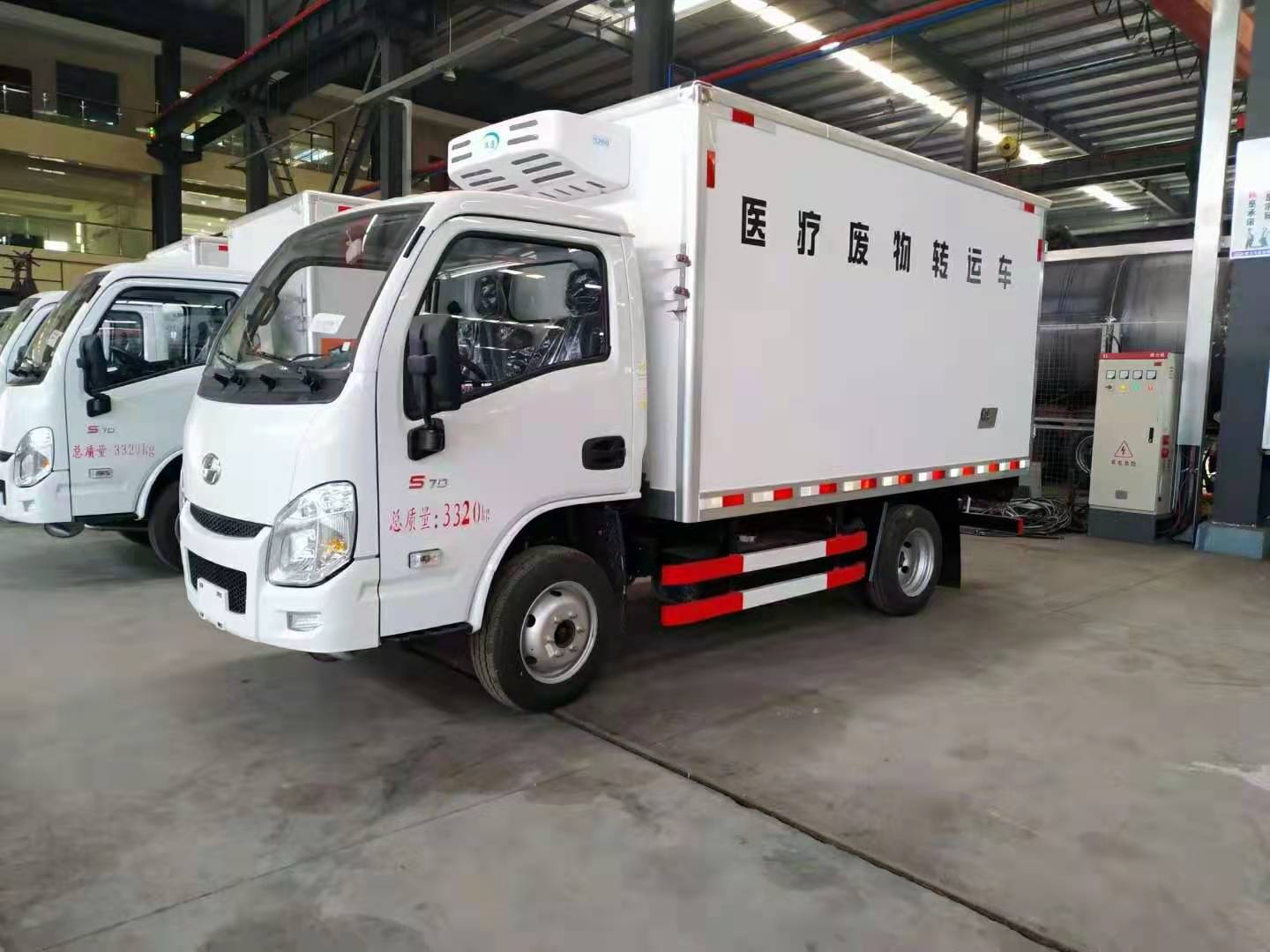 躍進小福星醫(yī)療廢物轉運車