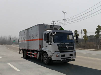 東風(fēng)天錦醫(yī)療廢物轉(zhuǎn)運(yùn)車(chē)