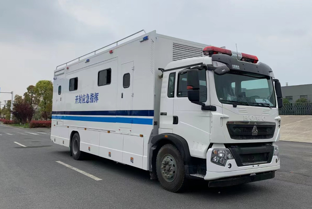 重汽20座應急指揮車