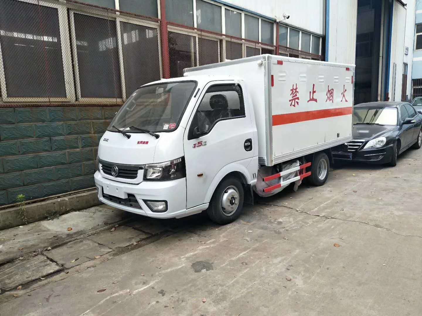 東風(fēng)途逸易燃?xì)怏w廂式車現(xiàn)車供應(yīng)
