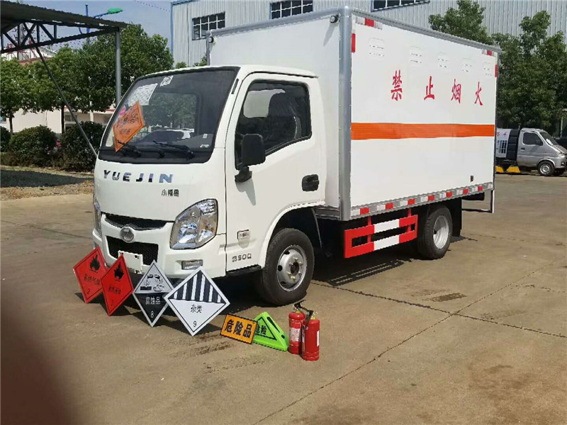 2018年最火的小型危險(xiǎn)品貨車介紹