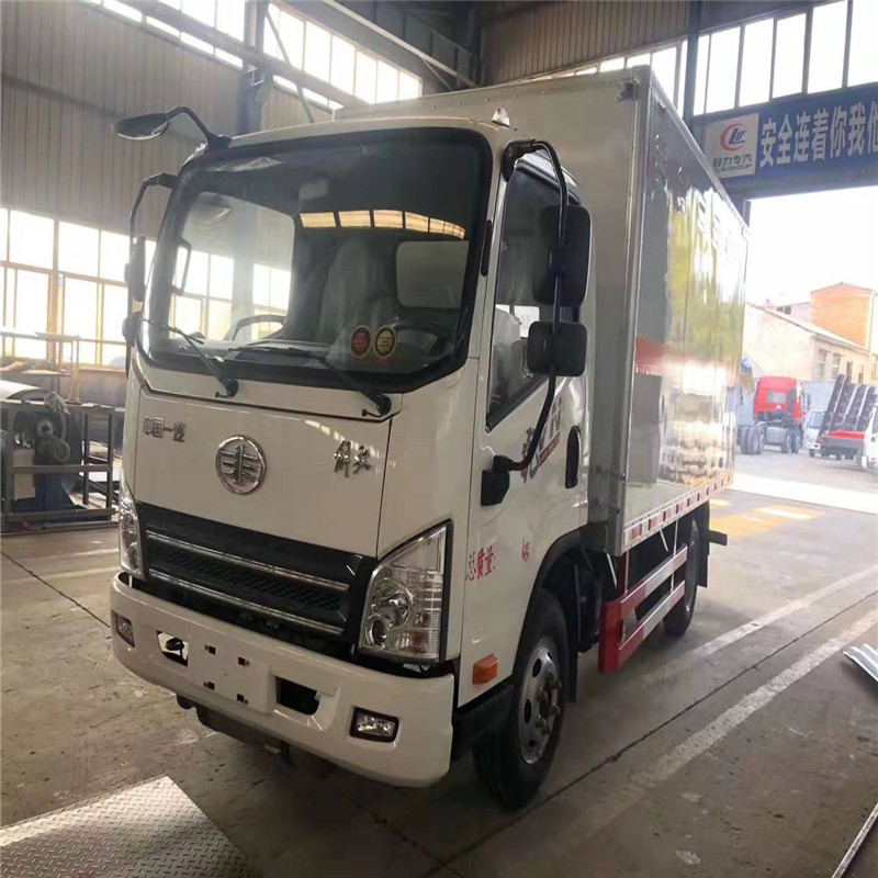 山西張總訂購的解放9類雜項危險品車發車
