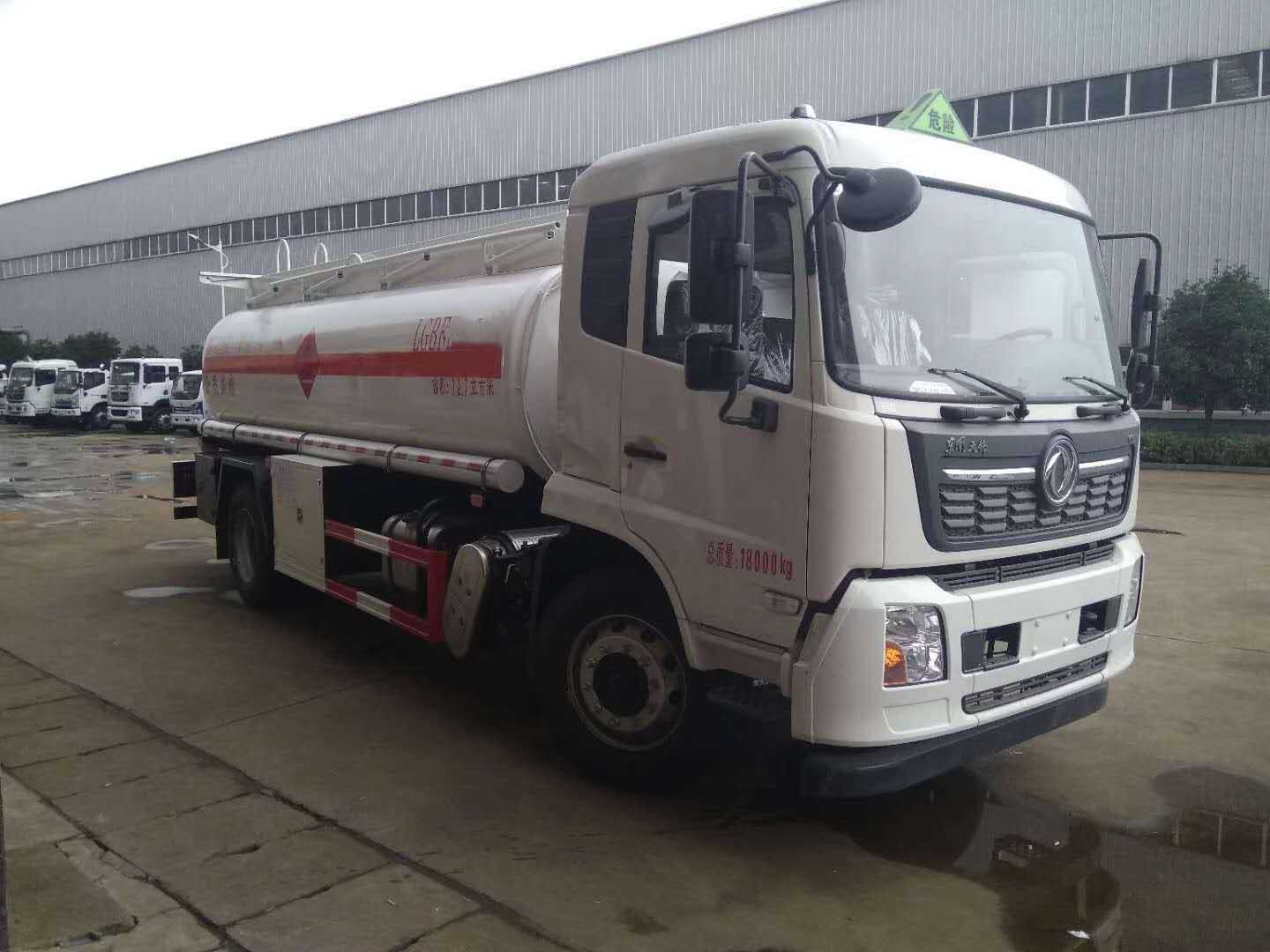 東風天錦可以上北京牌照油罐車