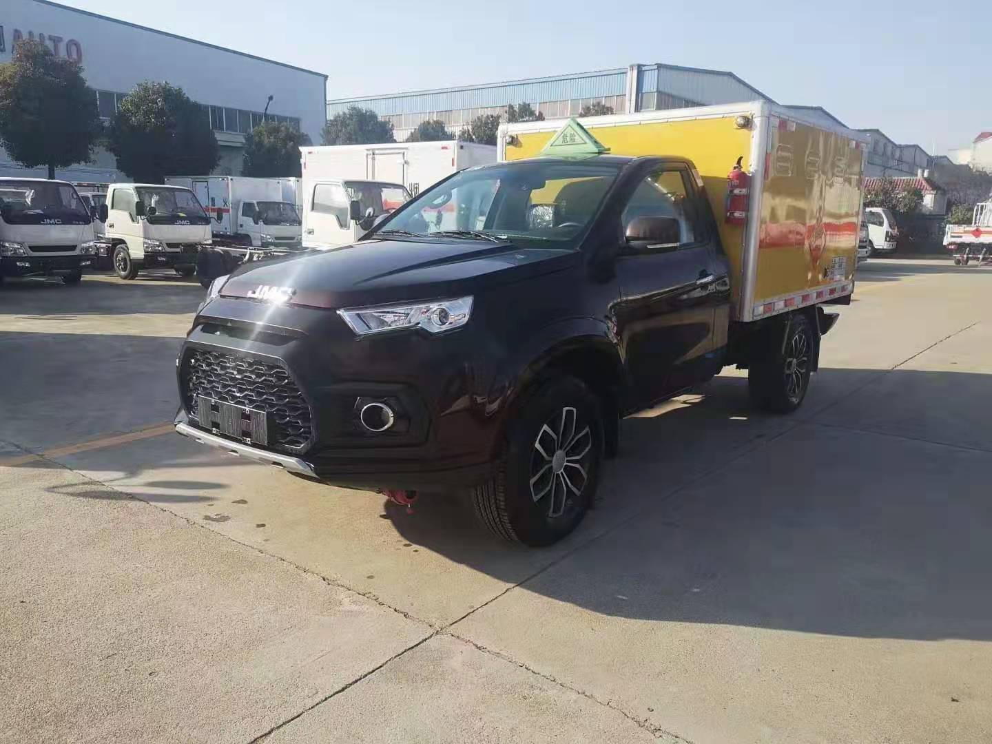 國(guó)六江鈴危險(xiǎn)品防爆皮卡車