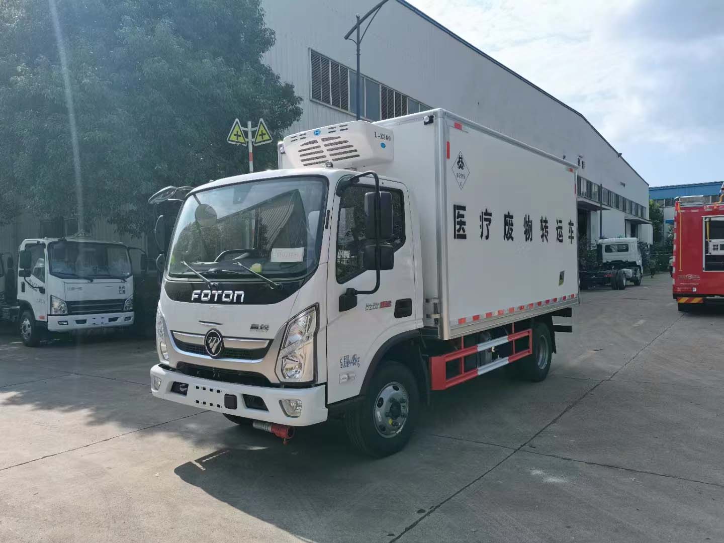 福田2.5排量康明斯發動機危險品車出來了