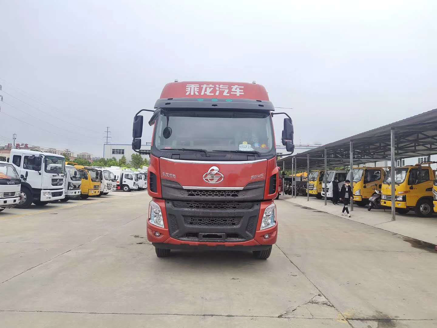 危險(xiǎn)品廂式運(yùn)輸車關(guān)于“翼開啟”