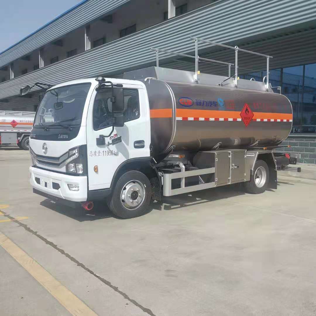 東風大多利卡國六8噸鋁合金油罐車