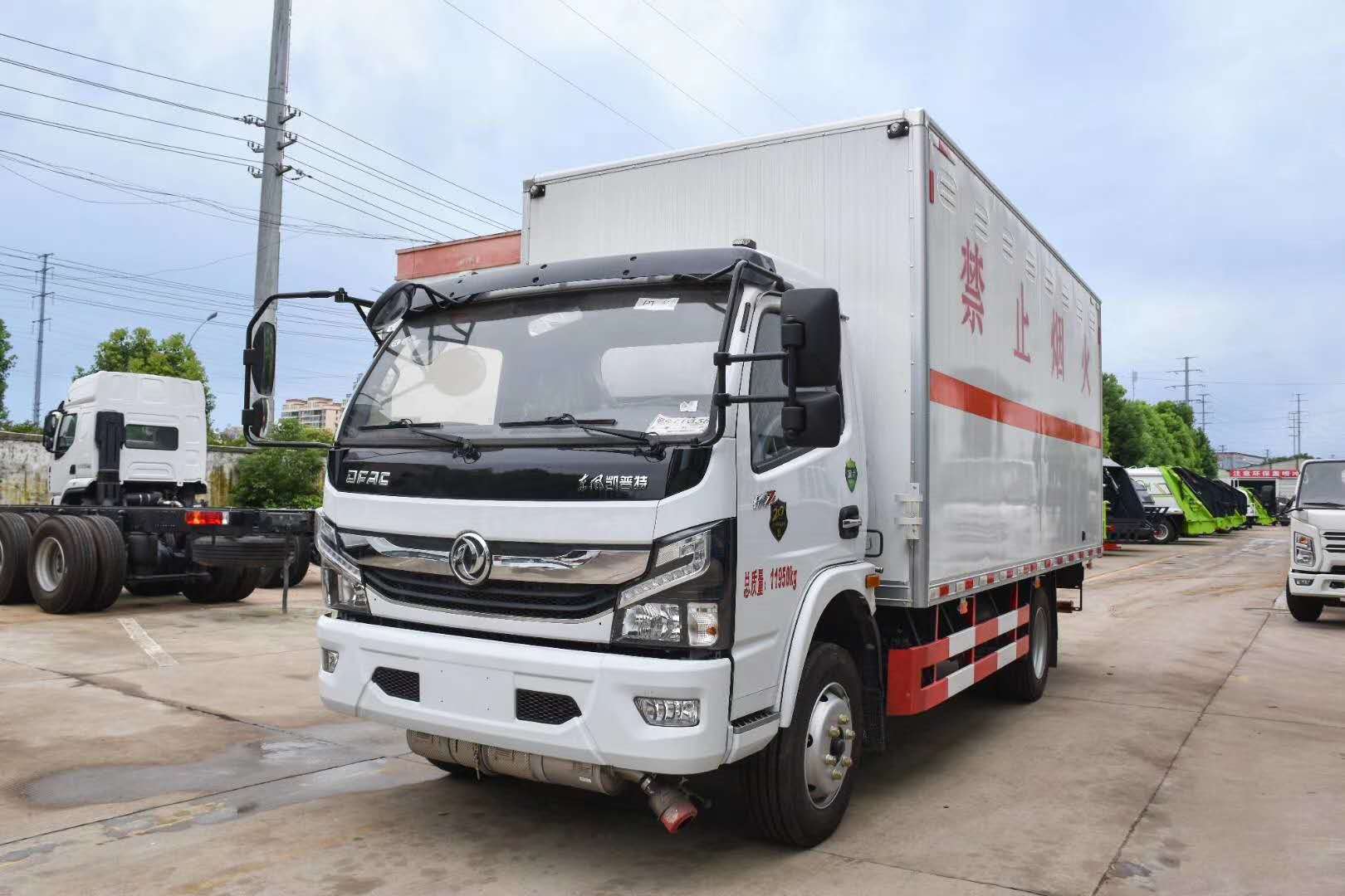 東風凱普特K7腐蝕品廂式車