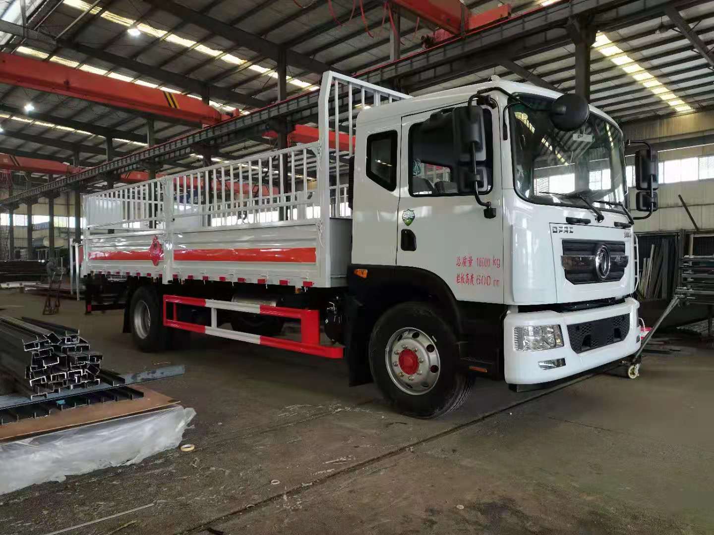 7米6東風D9國六氣瓶車廠家