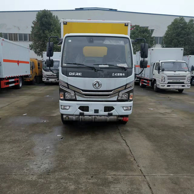 東風(fēng)多利卡全柴130馬力國六爆破車
