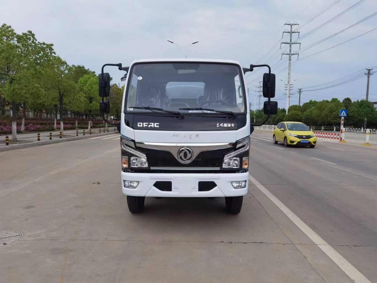 東風福瑞卡7方國六供液車