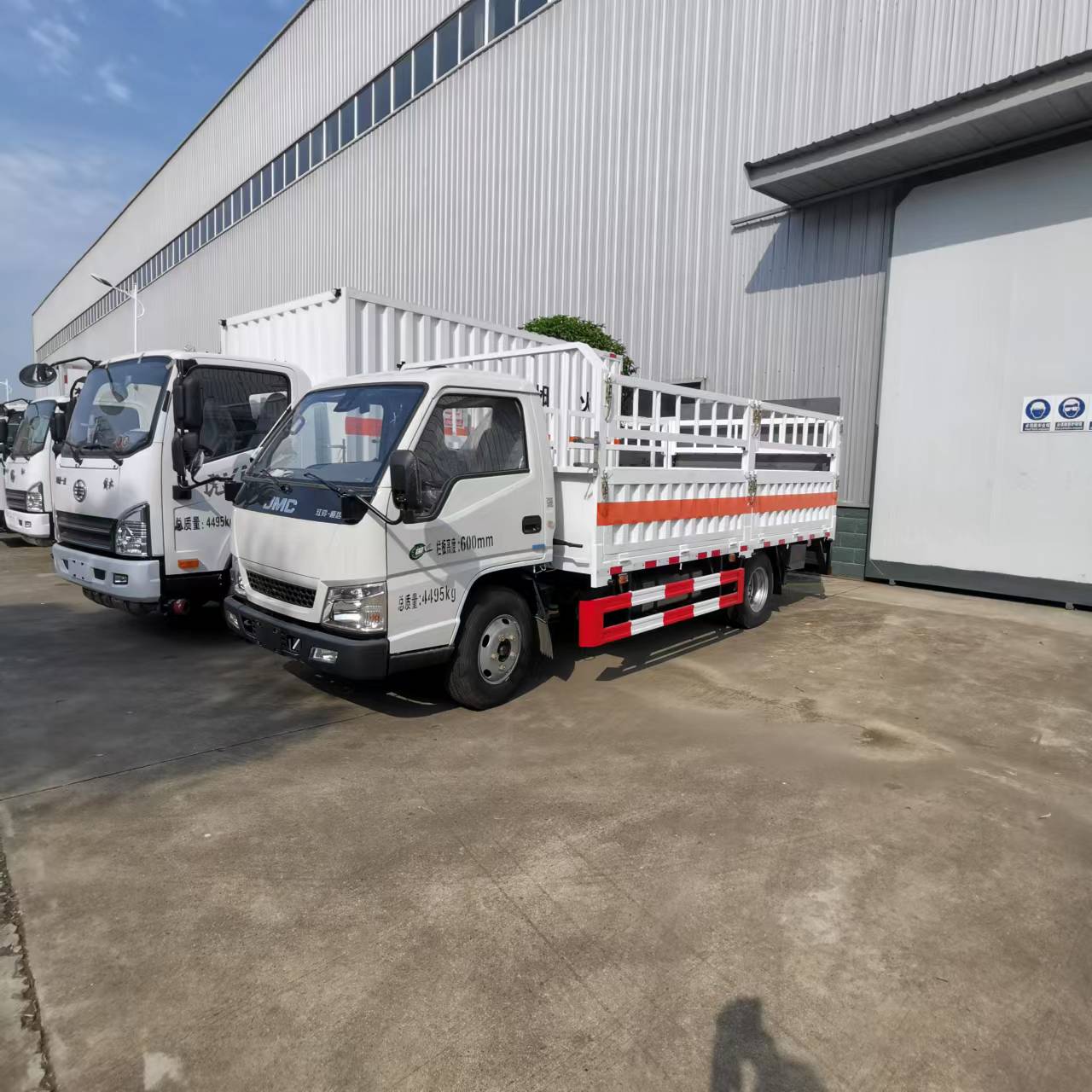 江鈴國六藍(lán)牌新規(guī)氣瓶車