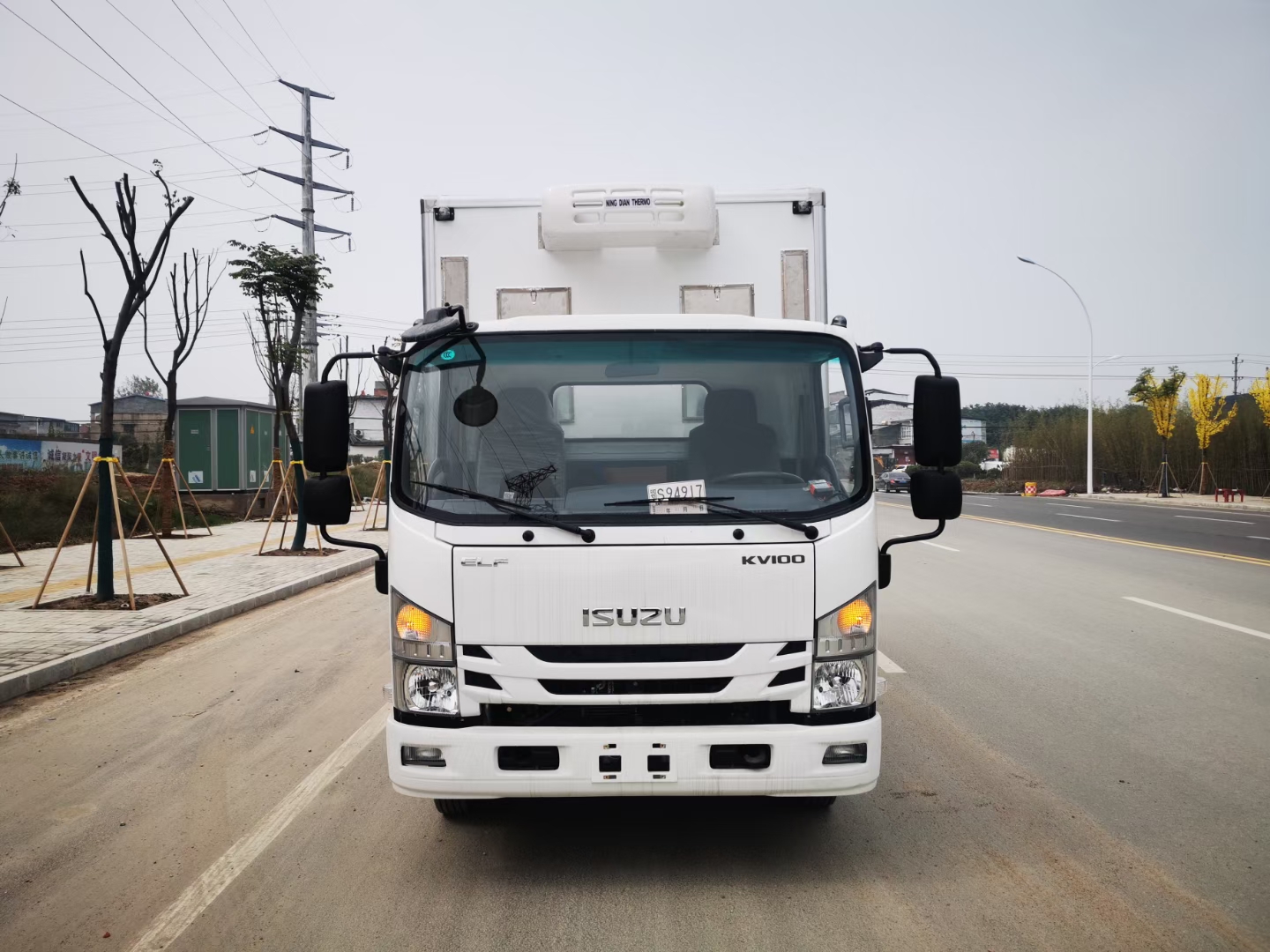 畜禽運輸， 五十鈴KV100 國六藍牌雞苗運輸車少不了