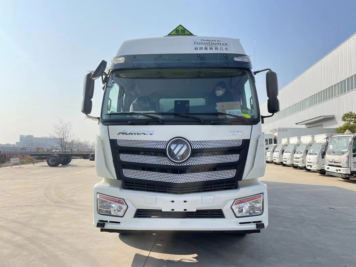 歐曼前四后八國六雜項危險品車