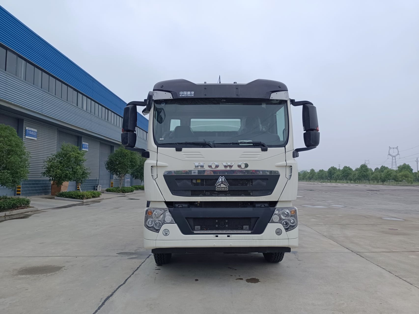 重汽10噸國六食用油運輸車