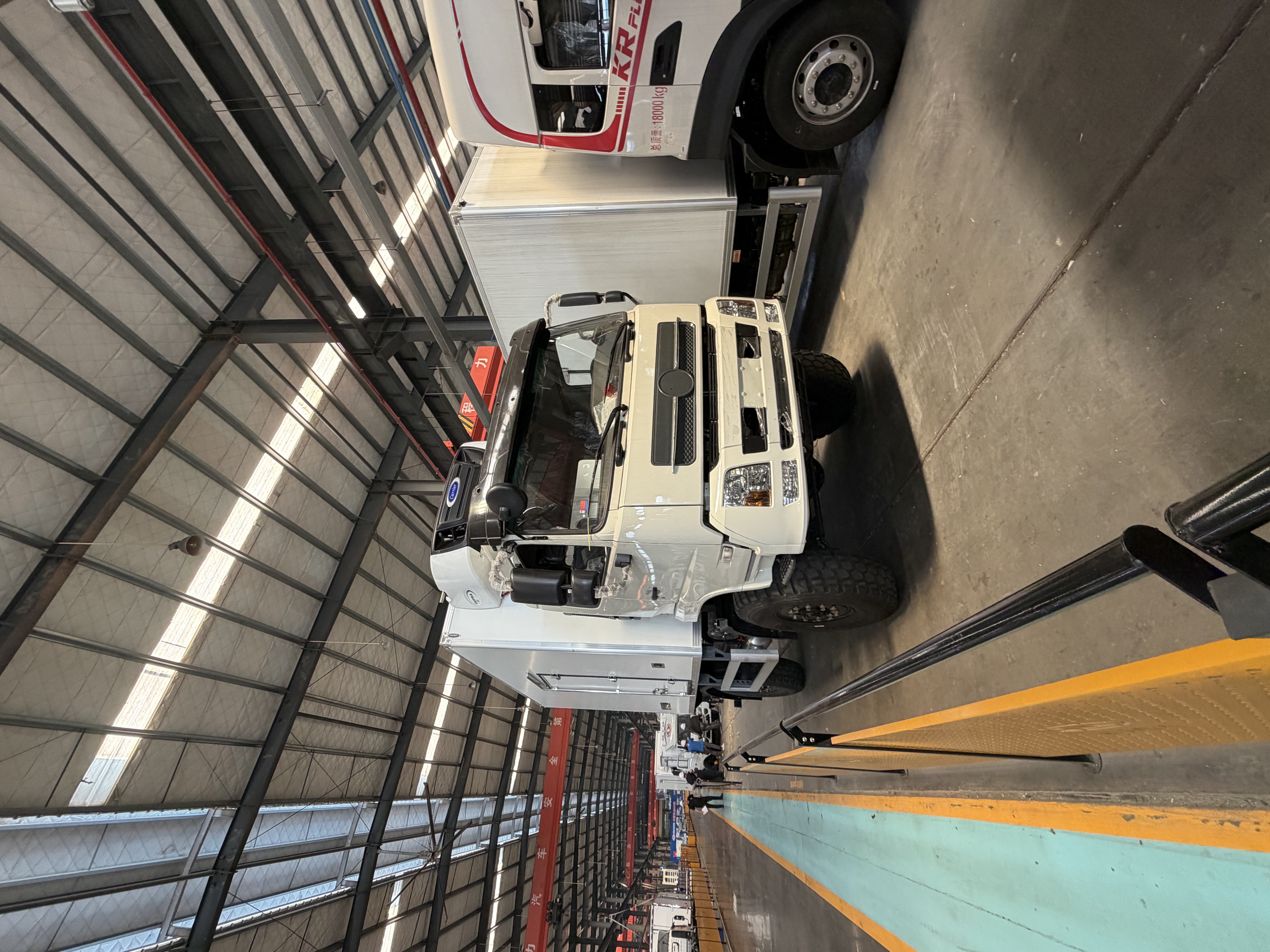 東風四驅冷藏車